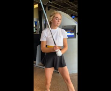 golf trick shot by @graceeecharisss   ❤️❤️   #golf #shorts #golfgirl      | GOLF#SHORT