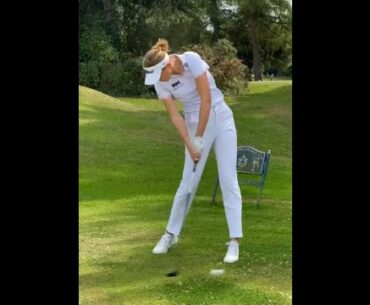 That swing 🔥  @thechiaranoja ❤️❤️   #golf #shorts #golfgirl      | GOLF#SHORT