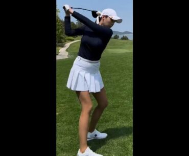 잔디 푸르고 강프로님샷은 이쁘고ㅎ😍😍  #golf #short  #골프  | GOLF VN