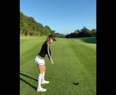 와 멋있고 이뻐요.강력한스윙에..😍❤️  #golf #short  #골프  | GOLF VN