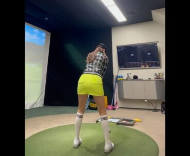 참 편하게 치시네요.👍👍👍 a#golf #short  #골프  | GOLF VN