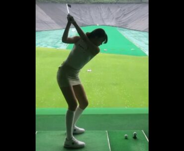 스윙 넘 멋지네요 배우고 싶습니다👏👏  #golf #short  #골프  | GOLF VN