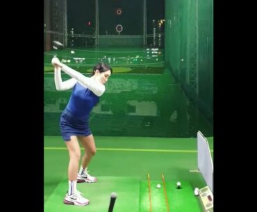 Perfect impact 👍 부산 인기 최고녀... 부산 골퍼들 다 알데여~  #허은지프로💋 | GOLF VN