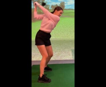 요즘 스크린 물 올랐음😆 #golf #short  #골프  | GOLF VN