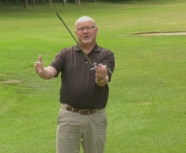 2 Minute Golf Tips - The golf Club Tells You 3 Things