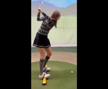 발바닥체중분배와 밸런스 연습🔥 #golf #short  #골프  | GOLF VN