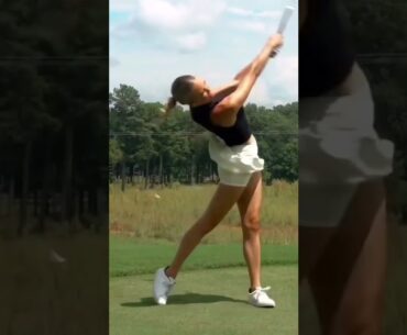 #shorts #golfgirl #shortsvideo #shortsfeed #golf