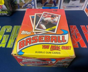 Opening 9 packs of 1988 Topps Baseball!!