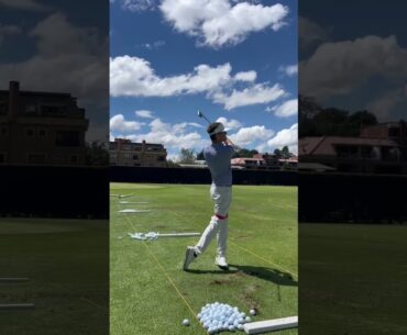 Improving Lower body action to clean up back swing - this is pure !