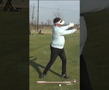 Speed Up Your Golf Swing by Slowing Down the Lower Body