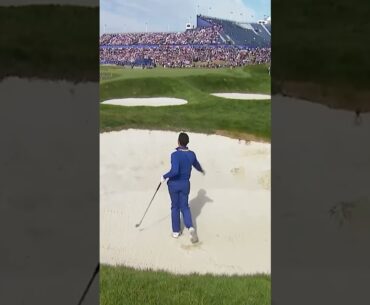 Rory McIlroy's DISASTER on 18!