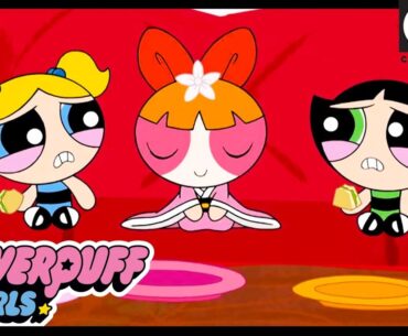 What Is Blossom Dressed As? | Powerpuff Girls | Cartoon Network