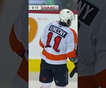 Flyers' Travis Konecny exits game with injury after MacKenzie Weegar's hit from behind