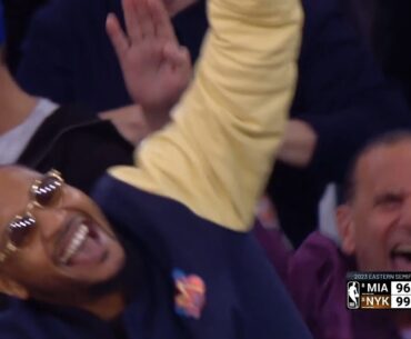 Carmelo Anthony hyped after Jalen Brunson hits huge 3 vs Heat in Game 2