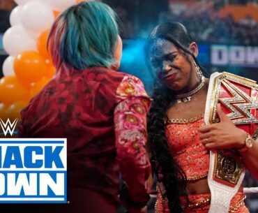 Asuka blinds Bianca Belair with a mist sneak attack: SmackDown highlights, May 12, 2023