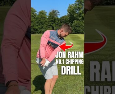 SAY GOODBYE TO CHUNKY CHIP SHOTS - take your wrists OUT #golf #golfswing #golftips #alexelliottgolf