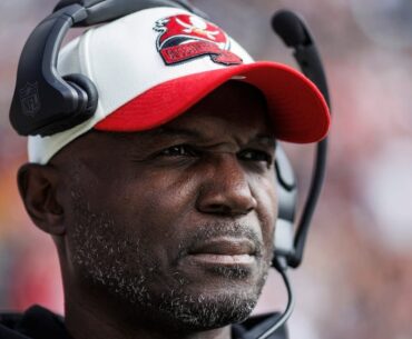 Are the Tampa Bay Buccaneers having TROUBLE bringing in an OC?