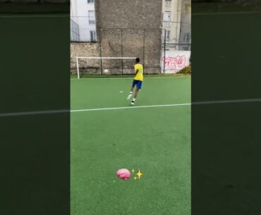 Football skills #footballshorts #shorts #shortvideo