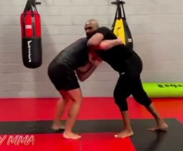 JON JONES vs GORDON RYAN (Grappling)