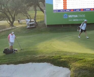 Golf - Professionals - Playing at Open España 2019 - Excellent approach from the big bunker @hole18