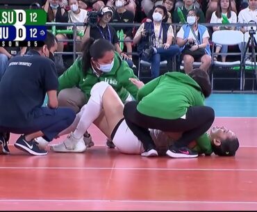 Leila Cruz stretched off after bad fall | UAAP Season 85 Women's Volleyball