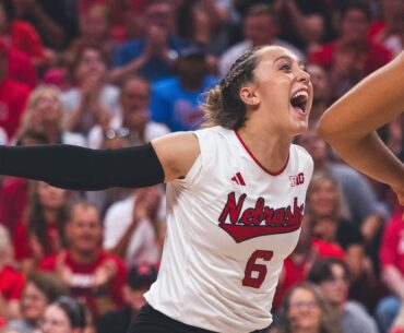 Huskers Cap off a Perfect Opening Weekend in SMU Sweep | Nebraska Volleyball