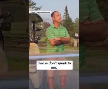 😡🏌️ Heated golf ball argument nearly turns into fisticuffs 🥊 | #shorts | NYP Sports