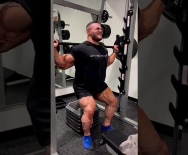 Nick Walker Leg Workout Post Arnold 1 week out #nickwalker #bigramy #samsondauda #andrew #cbum #gym