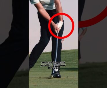 DON’T drag your hands like this ✋🏼🚫 #golfswing #golf #golftips #golfcoach