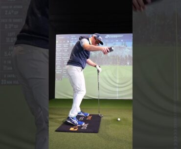 Hit Straighter SHOTS with Your Phone - Golf Swing Lesson