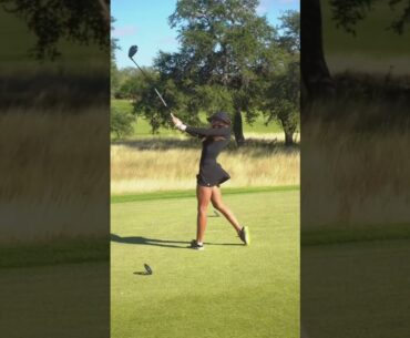 Karol Priscilla #golf #golfswing #shorts