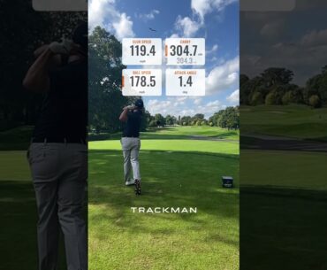 👏 Adam Scott’s timeless swing is a sight to behold! 🏌️‍♂️