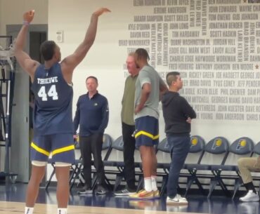 NBA legend Larry Bird with Myles Turner at practice | Pacers Training Camp 2023