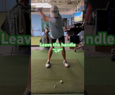 Leave the Handle UP #golfswing