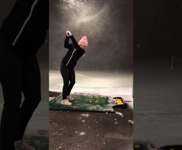 Snowing Golf challenge 😱 #shorts