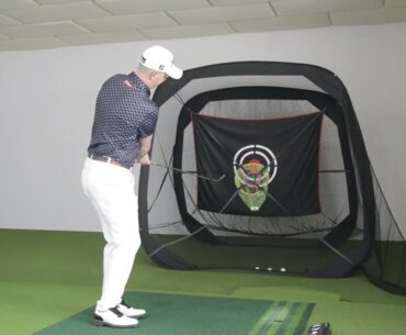 Indispensable equipment for indoor golf practice