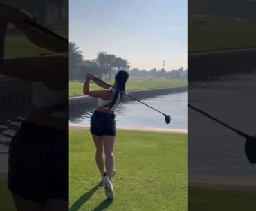 Kat Shee #golf #golfswing #shorts