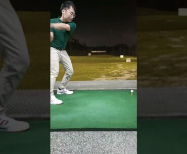 How this guy impress many girls with this golf swing. Best Drive of the year