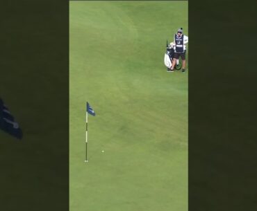 Marcus Armitage nearly holing his shot from the Road Hole bunker at the 2023 #dunhilllinks #golf