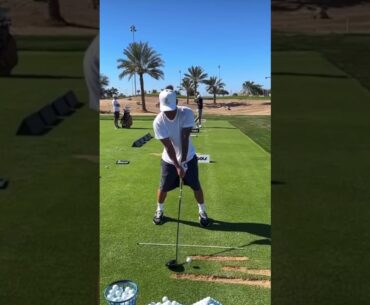 ANTHONY KIM on the range at LIV Jeddah. SO BACK. (via carters_golf, claudeharmon3 IG)