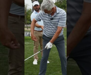 How the legs rotate in the backswing #golf  #golflesson  #golfswing