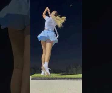 Amazing Golf Swing you need to see | Golf Girl awesome swing | Golf shorts | Katie Williams