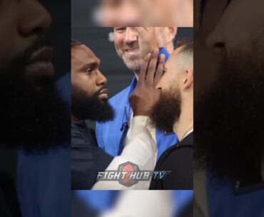 Jaron Ennis REFUSES to BREAK staredown vs Cody Crawley in FIRST face off!