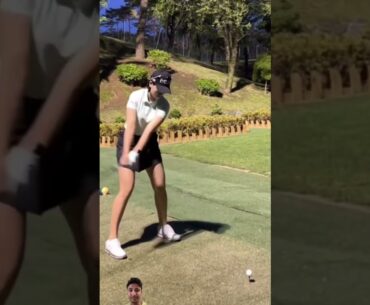 Glam girl hits fastest golf shot ever! 🥵 #golf #golfcentral #livegolf #pga #golfclubs