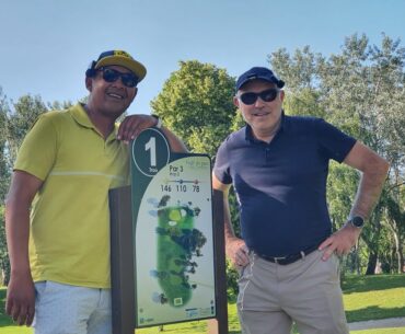 Rina Golf avec Hervé golfeur malvoyant.