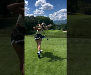 Jeni Brooke #golf #golfswing #golfer #shorts