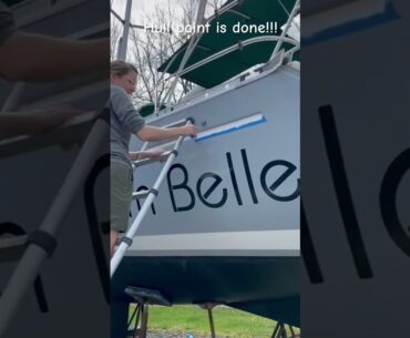 Painting the hull of Southern Belle is finally done! #sailboat #beneteau #boatprojects