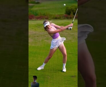 Golf girl hot hot 🥵 #golfswing #golfer