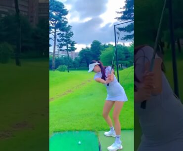 Golf course swing #golfgirl #golf #kggolf #golfswing #klga #jlpga