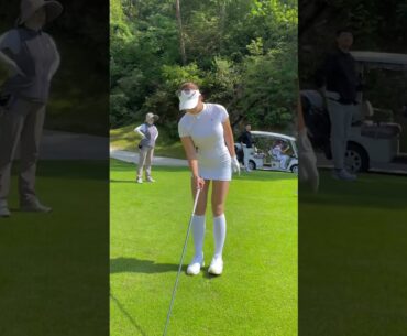 👀golf cute girl 👀 #golf #golfgirl #golfbabe  #golfer #niceswing #swing #golfcute